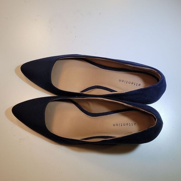 BRAND NEW ATTENTION ZOEY SUEDE POINTED TOE WOMEN"S LOW HEEL SHOES - Picture 7 of 15